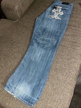 Black Premium Jeans Relaxed Straight size 36/32 Distressed style